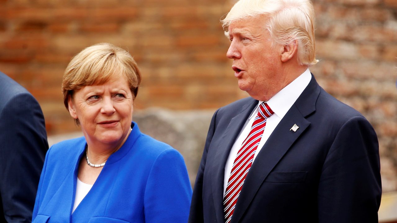 Angela Merker e Donald Trump lado a lado