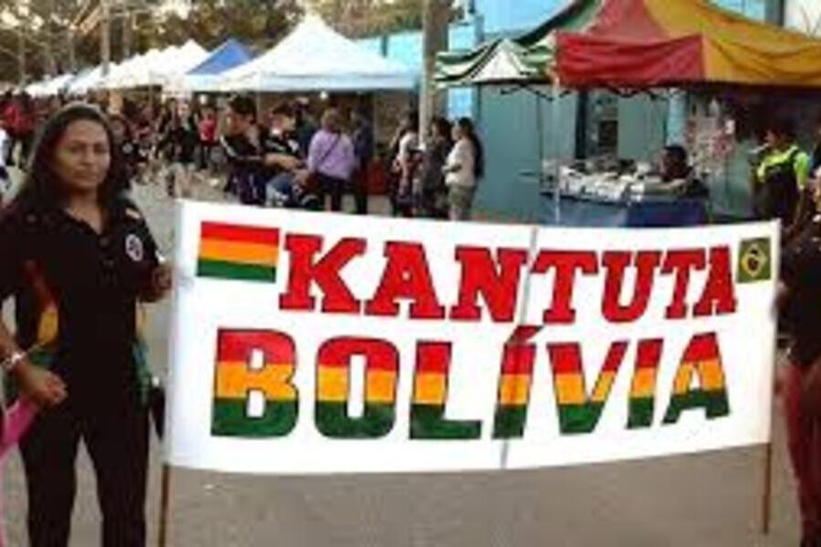 Foto da festa boliviana Kantuta