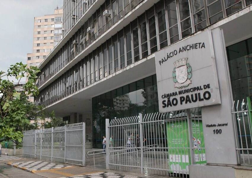 Foto da fachada da Câmara Municipal de São Paulo