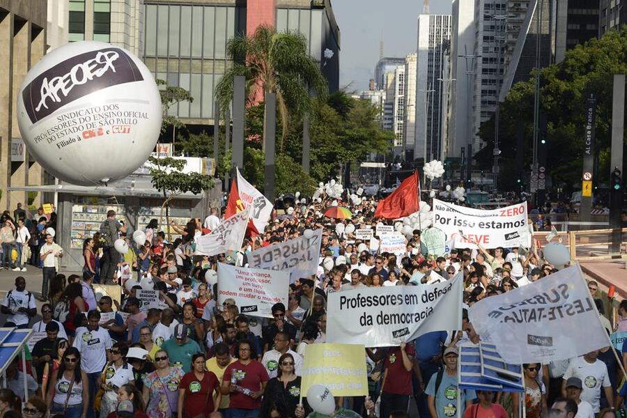 Manifestação de Professores no Av. Paulista