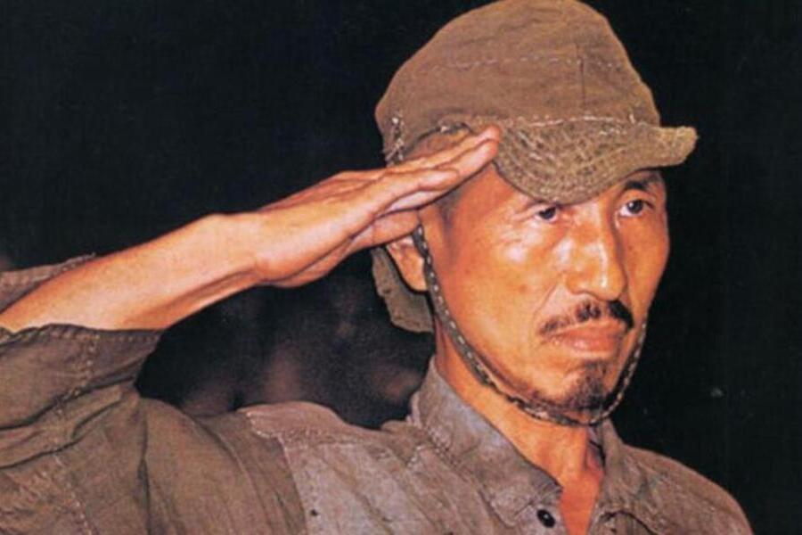 Tenente japones Hiroo Onoda bate continência
